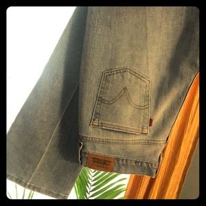 Levi’s Boot Cut 515 Jeans